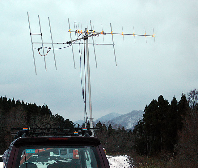 6elements H-Hentenna and 12elements Yagi-Uda Beam Toward Satellite