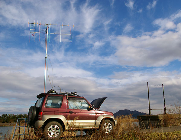 04007F 五城目町(飛地) 18MHz/SO-50。うしろの山は森山。