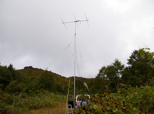 八峰町 青秋林道B 標高806m 東方向