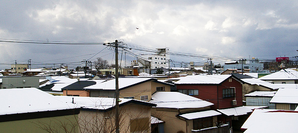 2019.12.28 雪化粧の街。タワーの真ん中へんから。初めてカメラ持参でタワー登った。